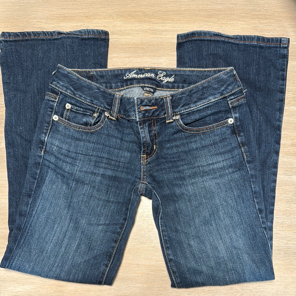 American eagle favorite boyfriend jeans